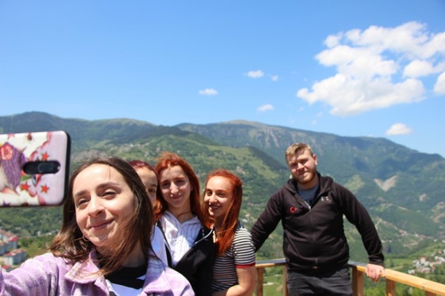 Trabzon'da dağdaki tekne ilgi odağı oldu 6