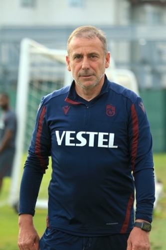Trabzonspor 2021 2022 sezonu hazırlıkları günün ikinci antrenmanıyla devam etti. 4