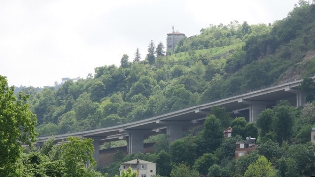 Trabzon'da 28 km'lik yola 28 kavşak, 17 tünel 24 köprü! 10