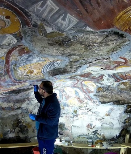 Sümela Manastırı'nın tahrip olan fresklerine onarım 12