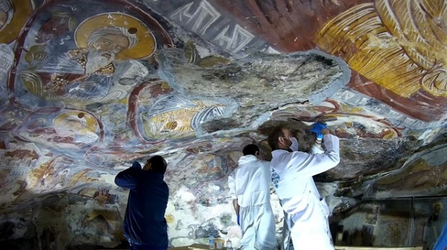 Sümela Manastırı'nın tahrip olan fresklerine onarım 15