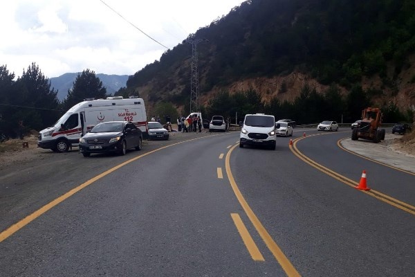 Zigana Dağında trafik kazası: 9 yaralı 3