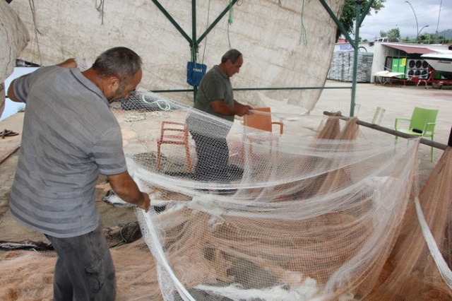 Karadenizli balıkçılar av yasaklarının kalkmasını bekliyor 12