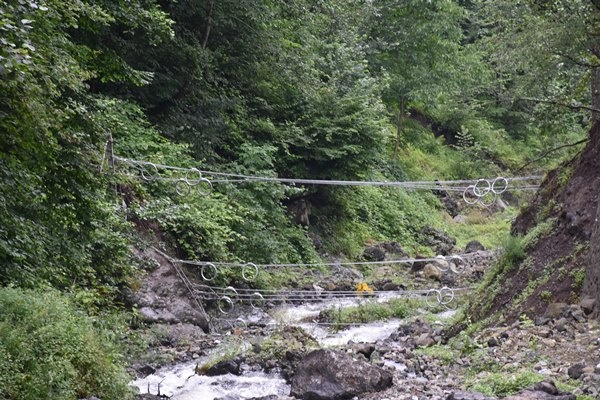 Trabzon'da sel ve heyelanlara 'Moloz bariyeri' önlemi 16