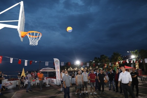 Akçaabat’ta sokak basketbolu turnuvası 6