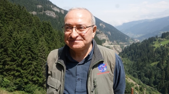 Trabzon'da evine dadanan bozayı Profesörün başına bela oldu 5