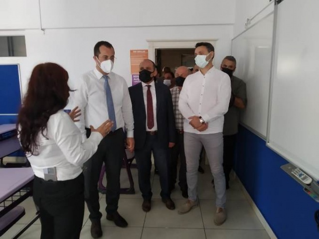 Trabzon'un ilki Robotekno Koleji açılışını yaptı 3
