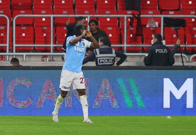 Göztepe Trabzonspor maçından kareler 3