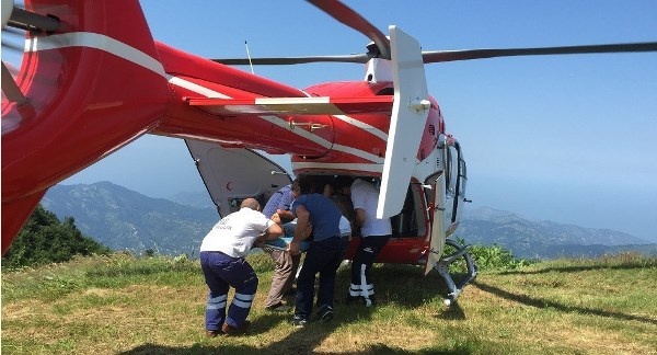 Trabzon'da Hava 61 hastaları yetiştirmek için uçuruyor 2