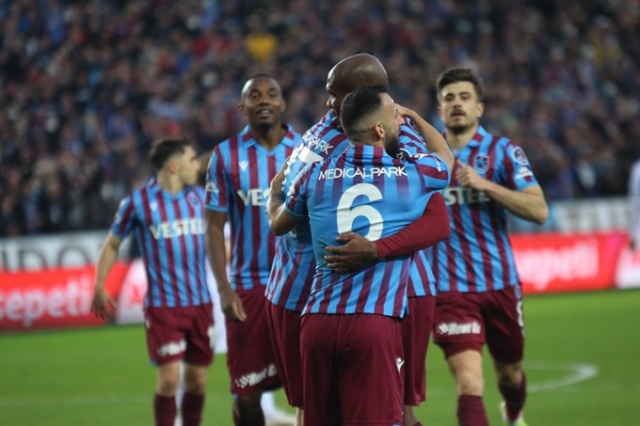 "Trabzonspor'un kaybetmesini bekleyenlere çok gülüyorum" 5