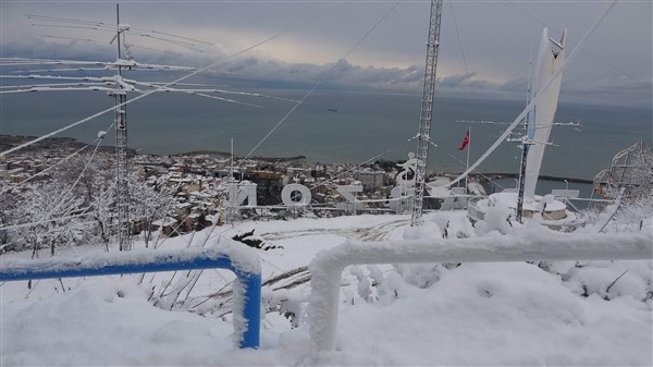Trabzon'da kar sonrası zorluklar ve güzellikler böyle görüntülendi 14