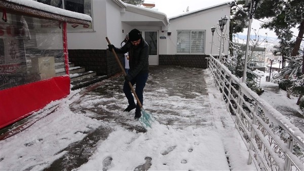 Trabzon'da kar sonrası zorluklar ve güzellikler böyle görüntülendi 15