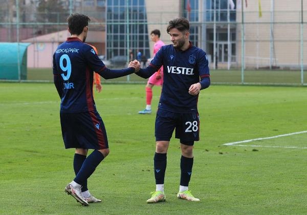 Trabzonspor U19 Başakşehir’i rahat geçti 9