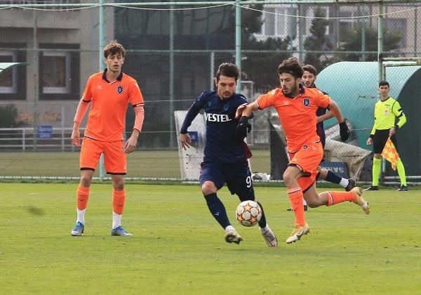 Trabzonspor U19 Başakşehir’i rahat geçti 4