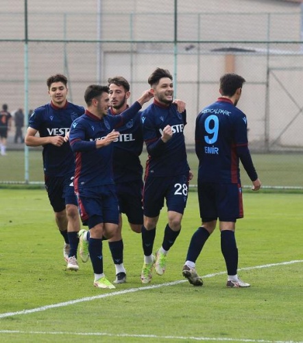 Trabzonspor U19 Başakşehir’i rahat geçti 10