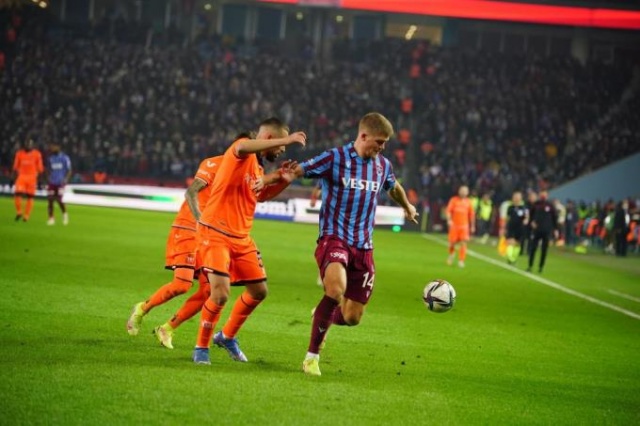 Erman Özgür'den Trabzonspor Başakşehir maçı yorumu 10