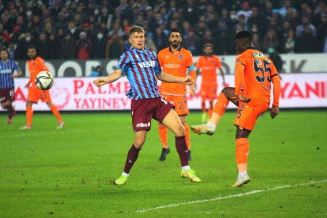 Erman Özgür'den Trabzonspor Başakşehir maçı yorumu 12