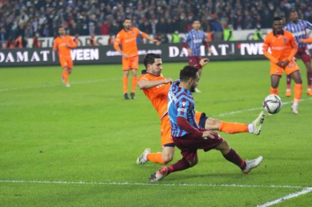 Erman Özgür'den Trabzonspor Başakşehir maçı yorumu 13