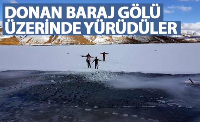 Bayburt'ta donan baraj gölü üzerinde yürüdüler Foto Galeri 1