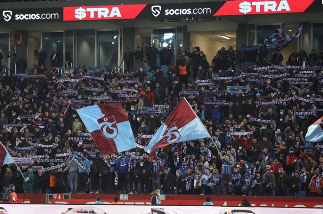 Trabzonspor Konyaspor maçından kareler. 13 Ocak 2022 - Foto Galeri. 33