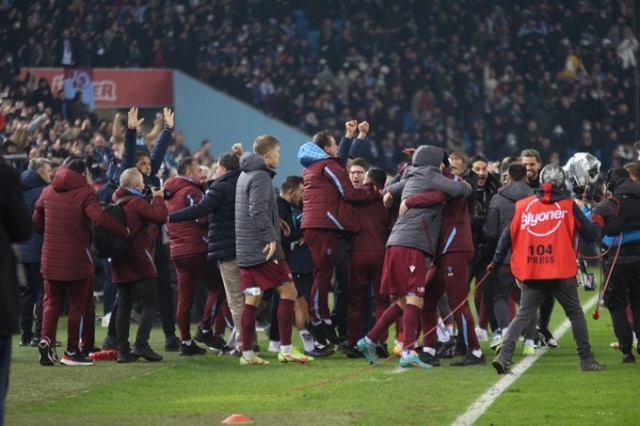 Trabzonspor Konyaspor maçından kareler. 13 Ocak 2022 - Foto Galeri. 43