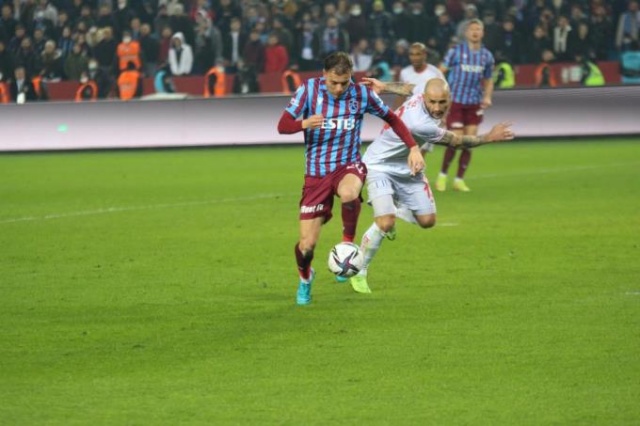 "Fenerbahçe Trabzonspor maçında tansiyonu tutabilen kazanır" Foto Haber 6