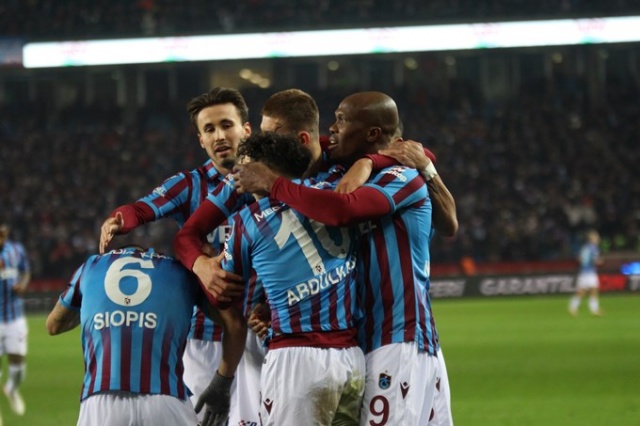 Trabzonspor 4-2 Göztepe / Maçtan kareler. Foto Haber 24