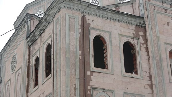 Trabzon'da 17 yıldır bitmeyen cami! Muhtar isyan etti. Foto Haber 15