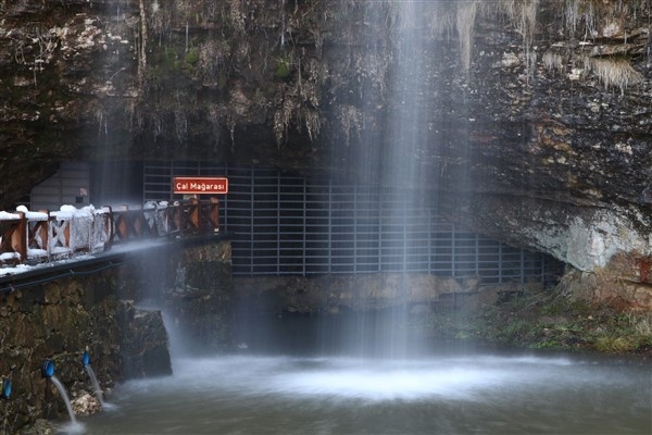 Çal Mağarası..Trabzon'da 8 milyon yılda oluşan gizli cennet. Foto Haber 8