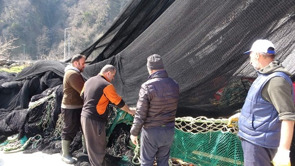Trabzon'da balıkçılardan erken paydos. Foto Haber 7