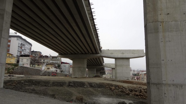 Türkiye'nin en maliyetli şehir içi yollarından biri Trabzon'da yapılıyor. Foto Haber 10