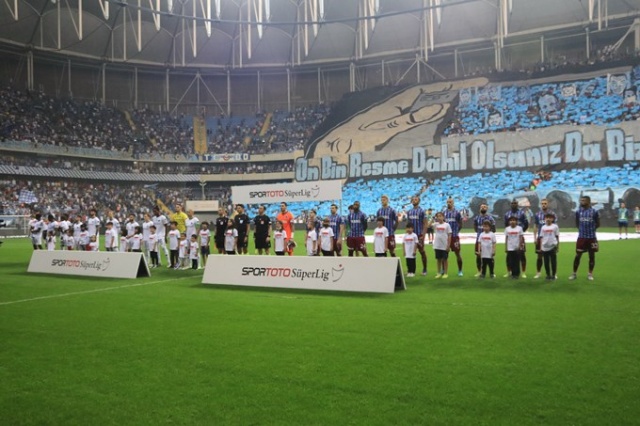 Adana Demirspor Trabzonspor maçından kareler. Foto Haber 11
