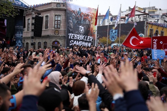 Trabzon'a 'şampiyonluk' göçü. Foto Haber 5