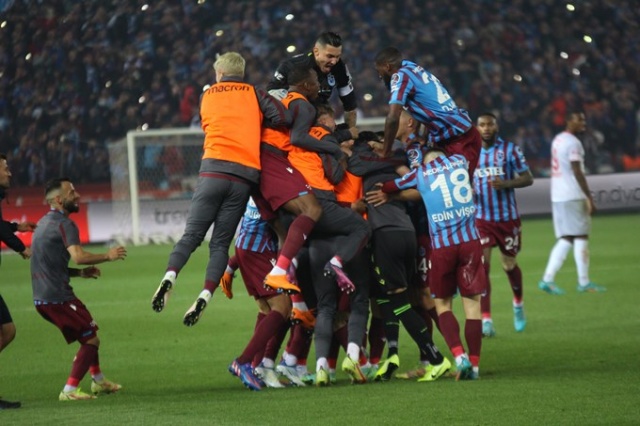Trabzonspor'un şampiyonluk hikayesi. Foto Haber 26