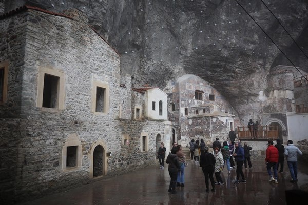 Sümela'da gün yüzüne çıkan saklı mekanlara akın. Foto Galeri 4