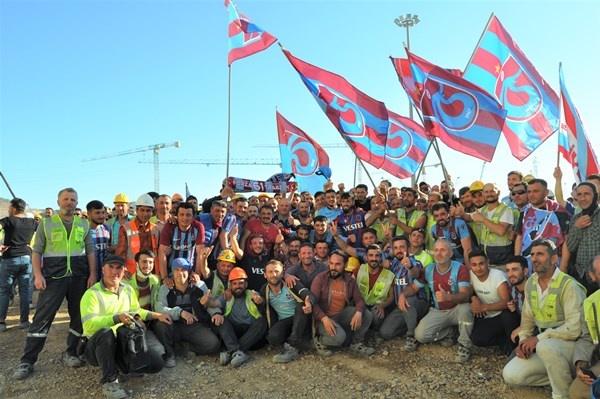 Akkuyu NGS çalışanlarından şampiyonluk kutlaması. Foto Haber 4