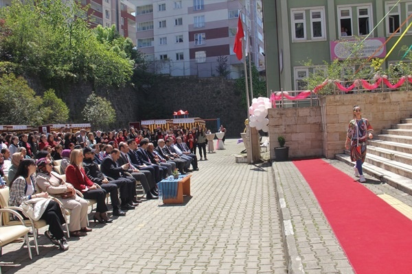Trabzon’da ‘Mesleki Tanıtım ve Yönlendirme Günleri’ büyük ilgi görüyor. Foto Galeri 7