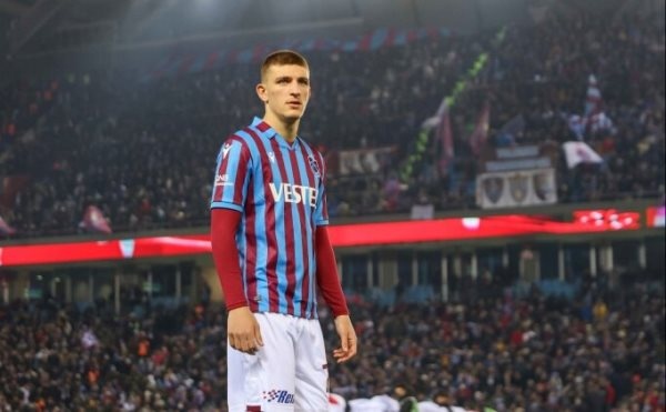 Trabzonspor'un genç ismine Avrupa'dan iki talip. Foto Haber 2