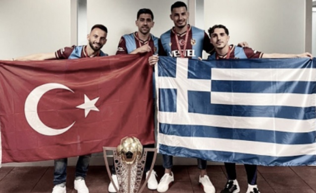 Bakasetas ve Siopis’ten Türk bayrağı ile paylaşım! "Gurur duyuyorum..." Foto Haber 2