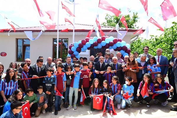 Trabzon'da Akyazı Kütüphane'si açıldı. Foto Haber 6