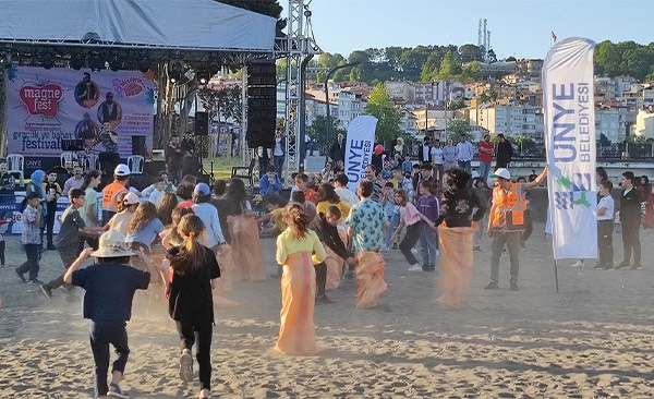 Ünye'de Magnefest kutlamaları. Foto Haber 1