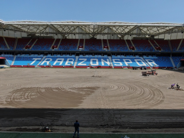 Şampiyonluk kutlamaları sonrası Trabzonspor'un stadı sil baştan yenileniyor. Foto Haber 9
