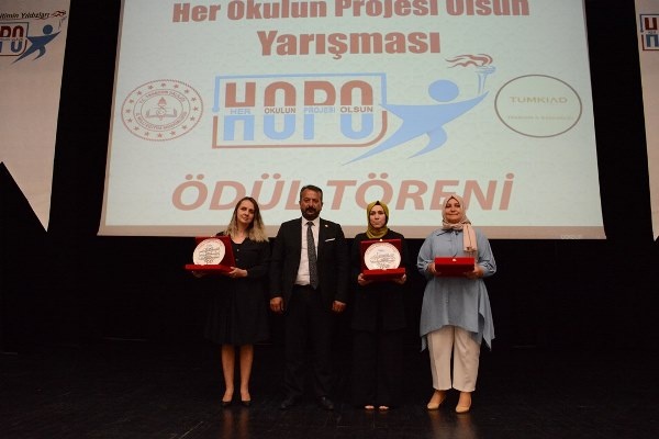 Trabzon'da HOPO projesi yılın ödülleri sahiplerini buldu. Foto Haber 3