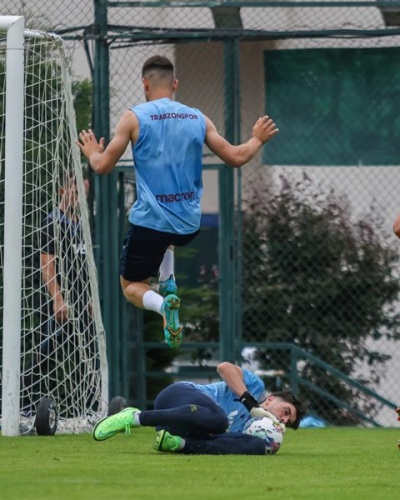 Trabzonspor'da  futbolculara sakatlık risk analizi yapıldı.30 Mayıs 2022-Foto Haber 27