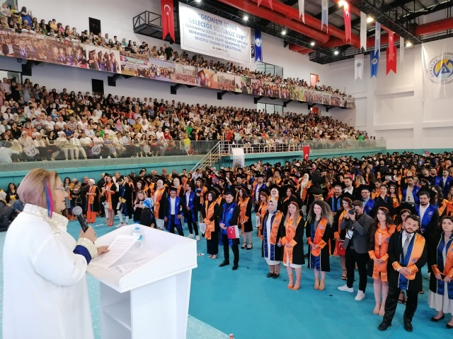Avrasya Üniversitesi Mezuniyet Töreni'nden kareler 16