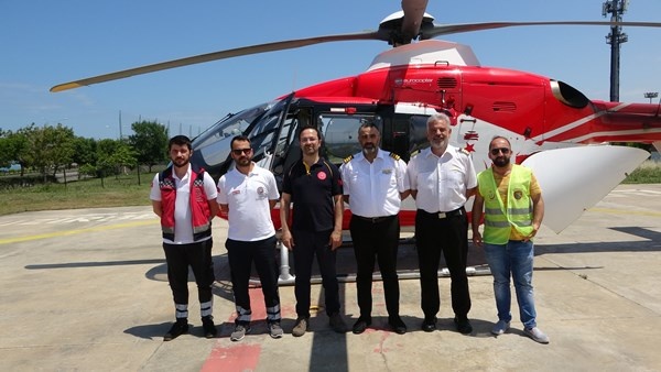 Trabzon'da Helikopter ambulans en yoğun günlerini yaz mevsiminde yaşıyor. Foto Haber 4