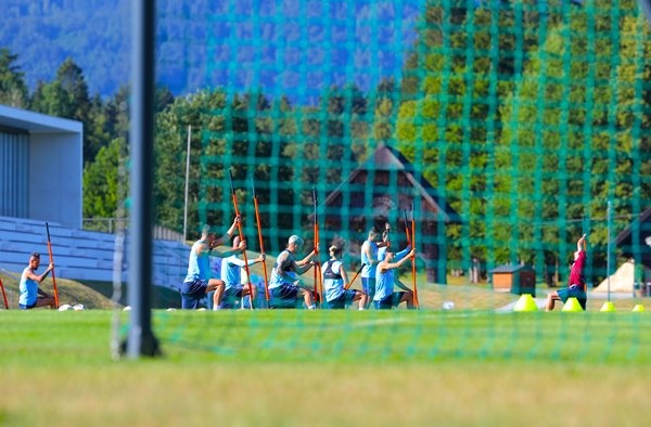 Trabzonspor'da Slovenya kampında sezon hazırlıklar sürüyor. 8 Temmuz 2022-Foto Haber 32