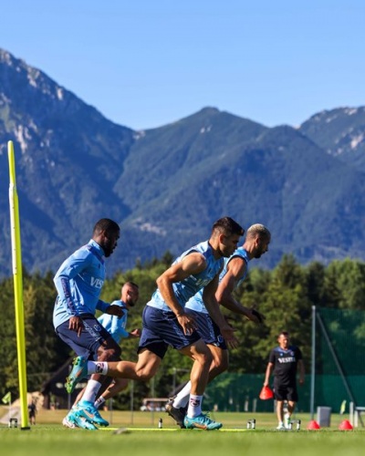 Trabzonspor'da Slovenya kampında sezon hazırlıklar sürüyor. 8 Temmuz 2022-Foto Haber 23