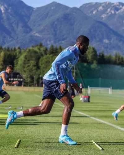 Trabzonspor'da Slovenya kampında sezon hazırlıklar sürüyor. 8 Temmuz 2022-Foto Haber 57
