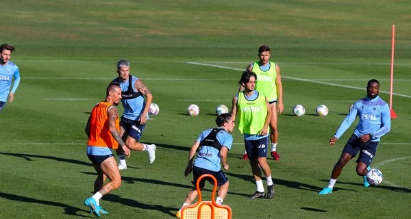 Trabzonspor'da Slovenya kampında sezon hazırlıklar sürüyor. 8 Temmuz 2022-Foto Haber 9